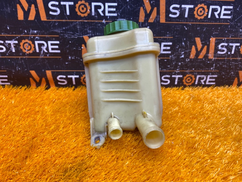 бачок гидроусилителя, 500 рублей, Красноярск