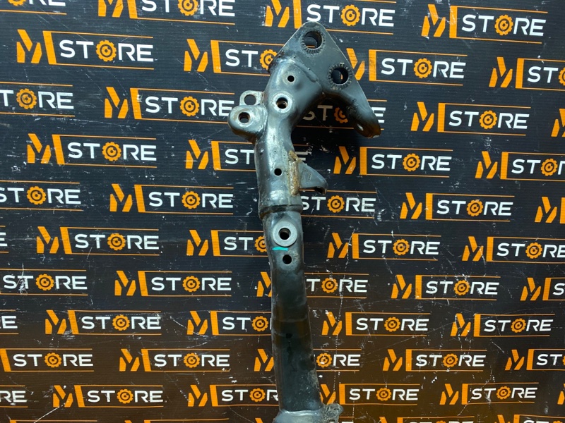 Балка поперечная (подрамник), 3500 рублей, Красноярск