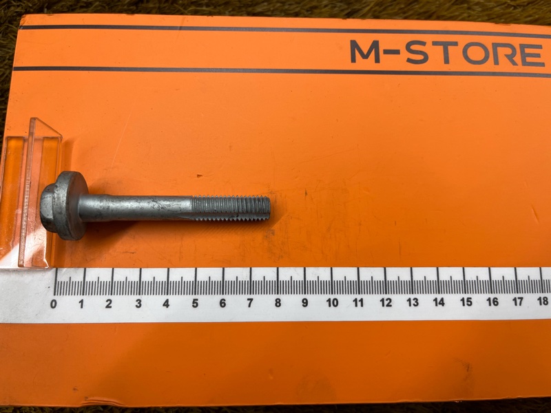 Болт развальный, 600 рублей, Красноярск