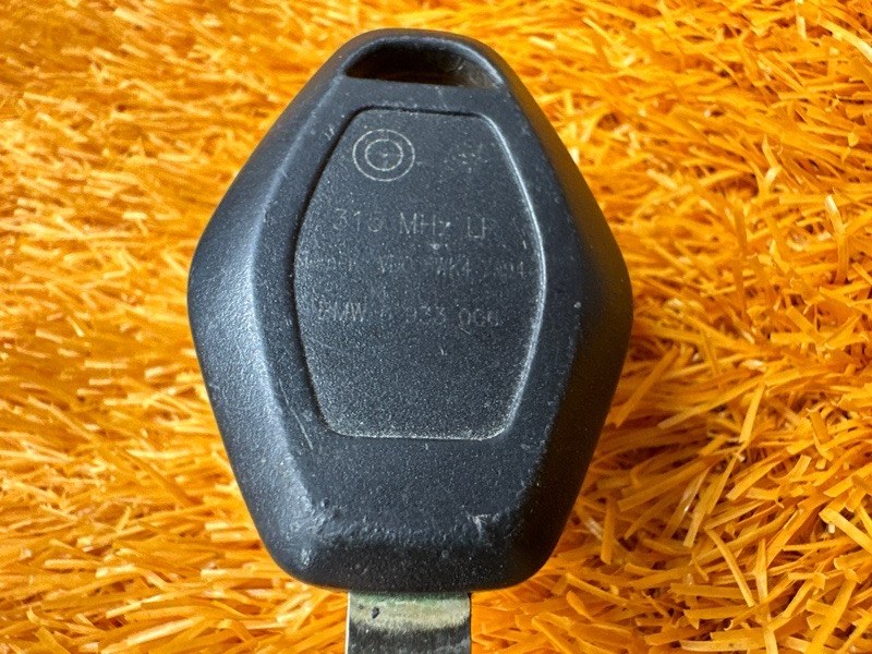 Ключ замка зажигания, 2000 рублей, Красноярск