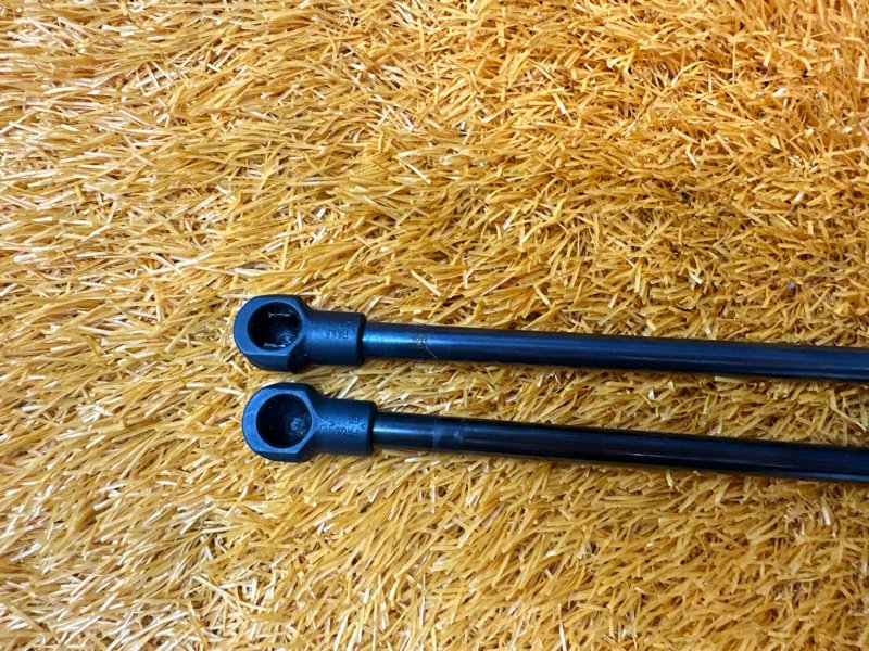 амортизатор капота, 1800 рублей, Красноярск