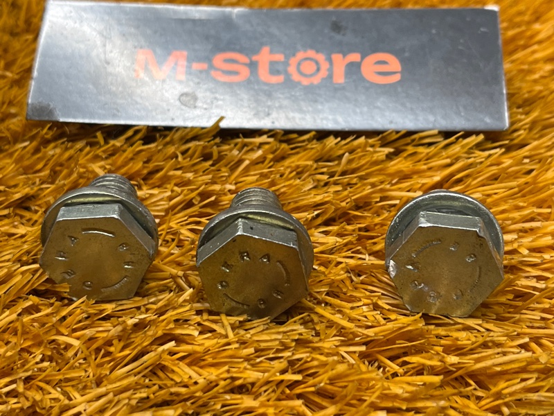 болт гидротрансформатора, 300 рублей, Красноярск