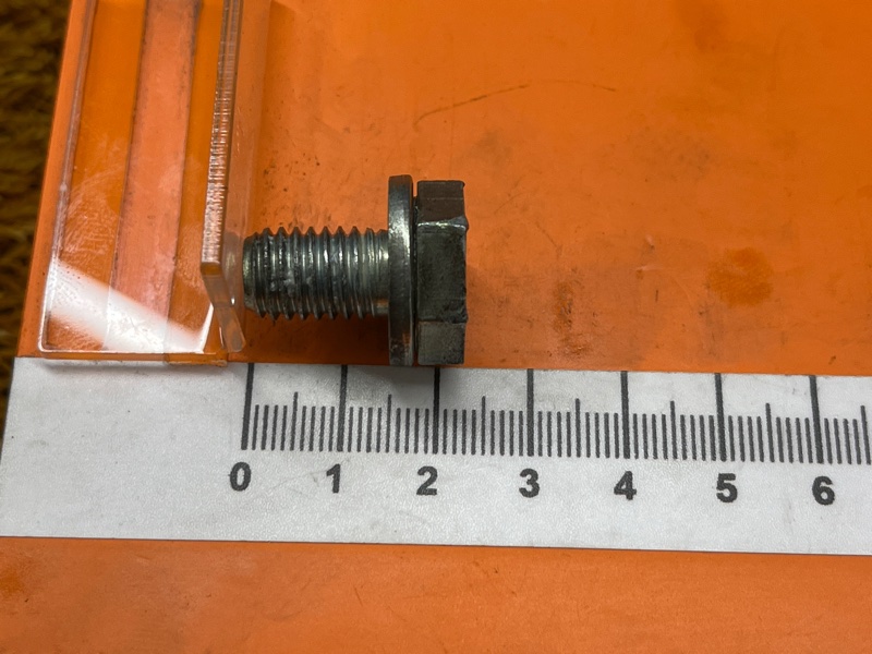 болт гидротрансформатора, 300 рублей, Красноярск