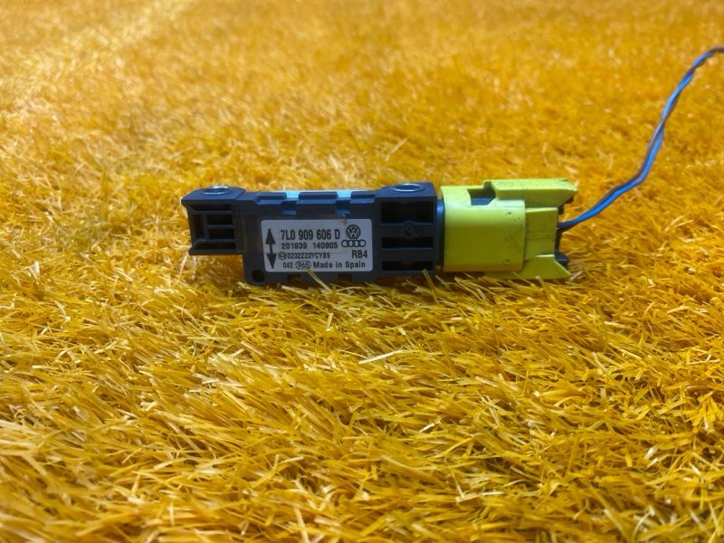 Датчик airbag ( удара), 500 рублей, Красноярск