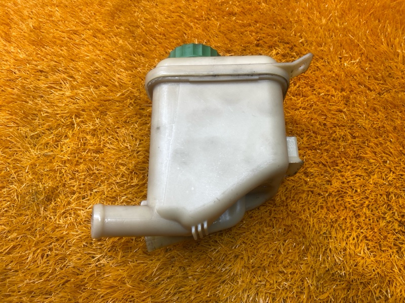 бачок гидроусилителя, 500 рублей, Красноярск