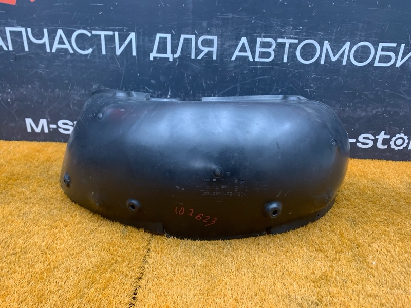 подкрылок, 900 рублей, Красноярск