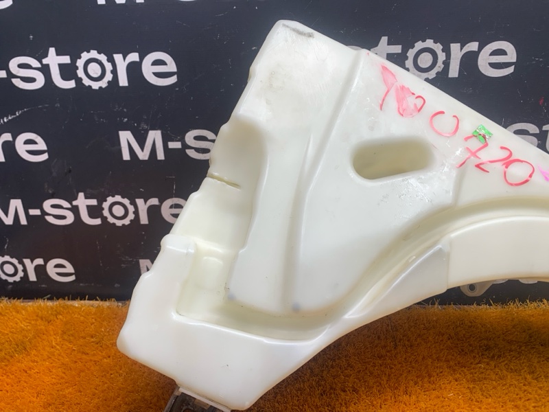 Бачок омывателя, 1000 рублей, Красноярск