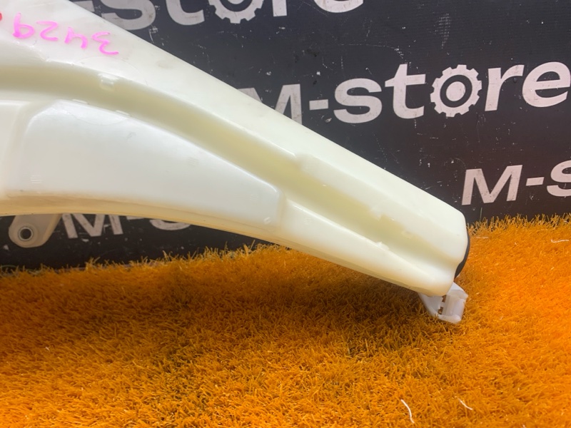 Бачок омывателя, 1000 рублей, Красноярск