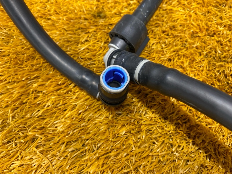 Шланг омывателя фар, 500 рублей, Красноярск