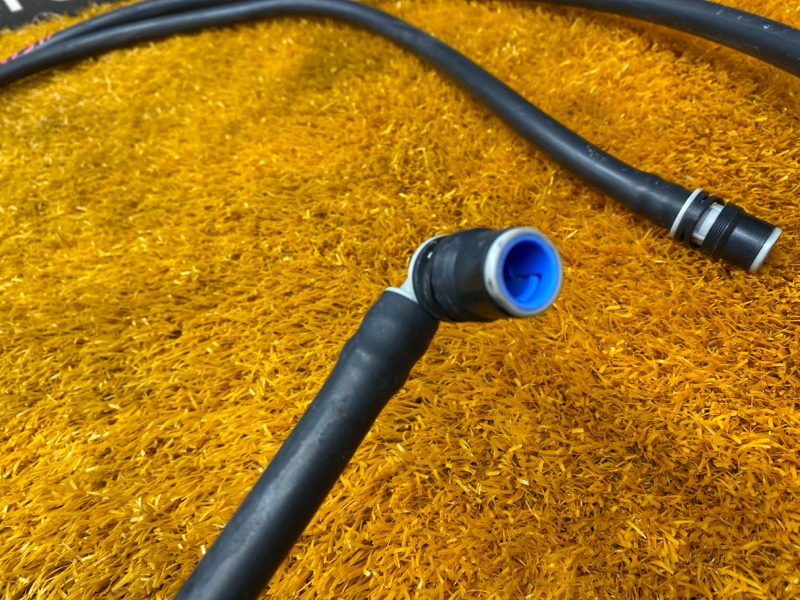 Шланг омывателя фар, 500 рублей, Красноярск