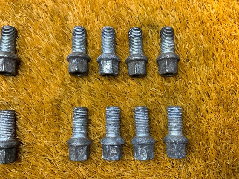 болт колесный, 1600 рублей, Красноярск