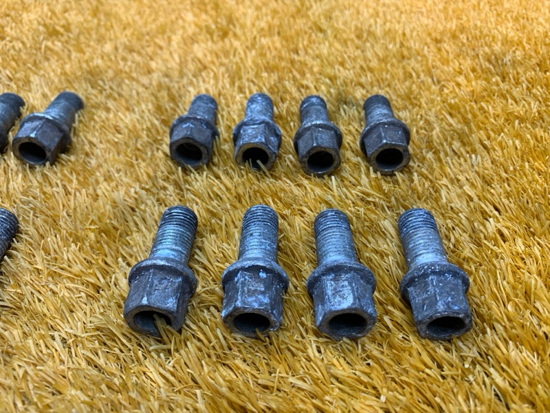 болт колесный, 1600 рублей, Красноярск