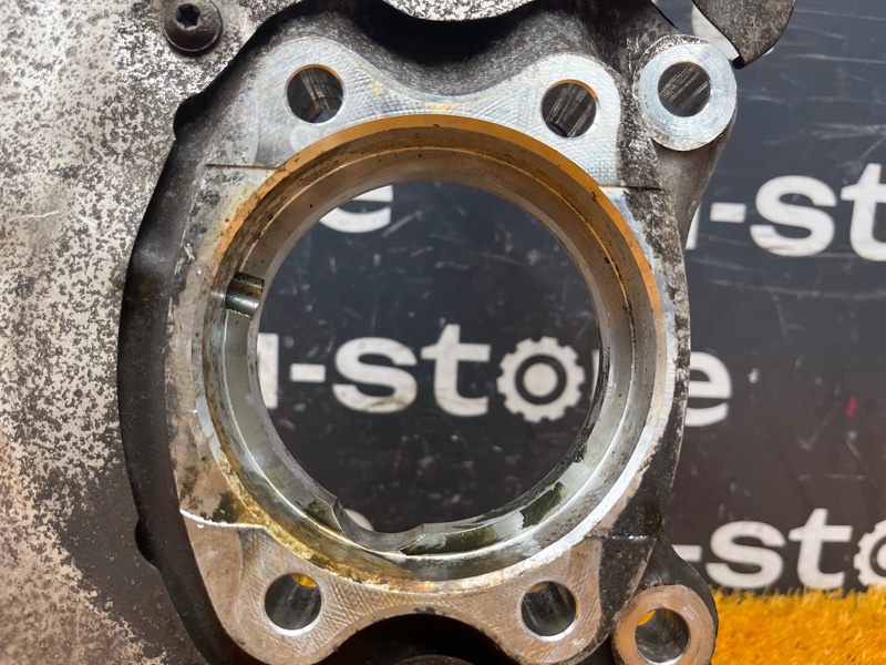 кулак поворотный, 15000 рублей, Красноярск