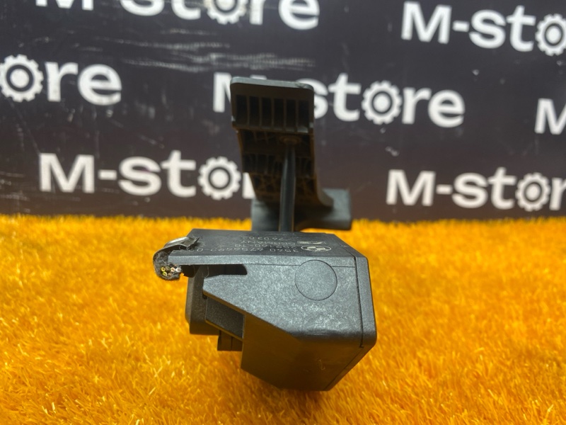 педаль газа, 1500 рублей, Красноярск