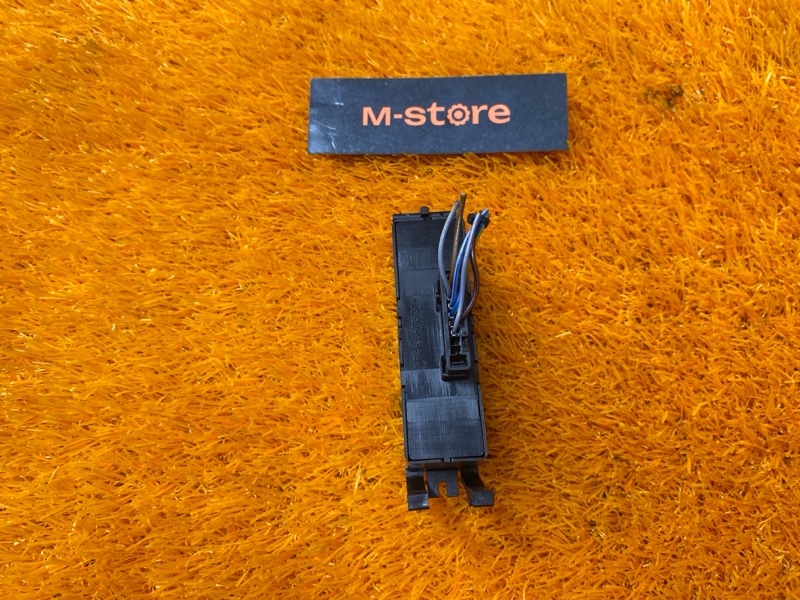 Блок управления стеклоподъемниками, 1000 рублей, Красноярск