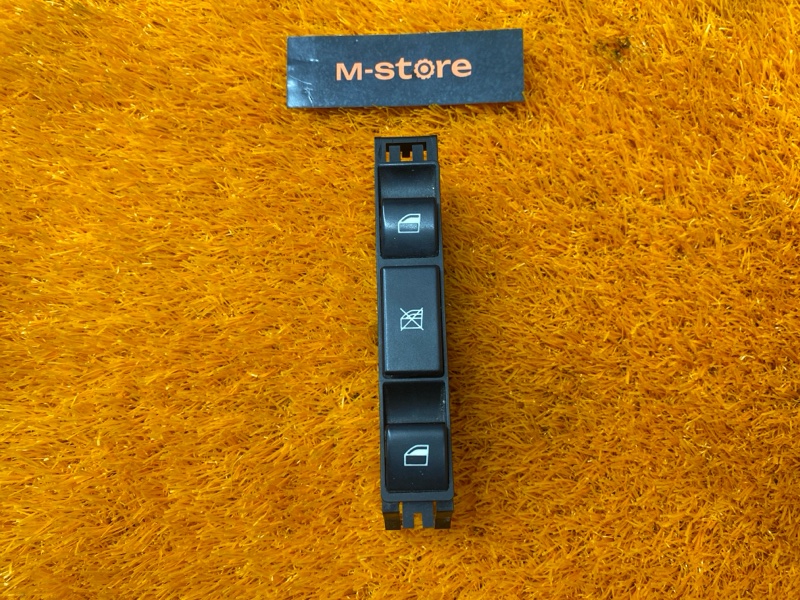 Блок управления стеклоподъемниками, 1000 рублей, Красноярск