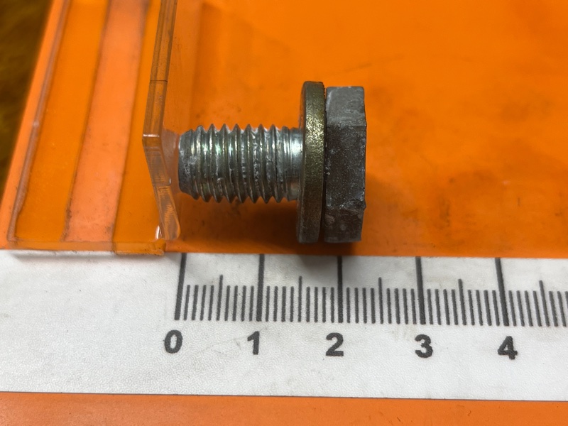 болт гидротрансформатора, 300 рублей, Красноярск