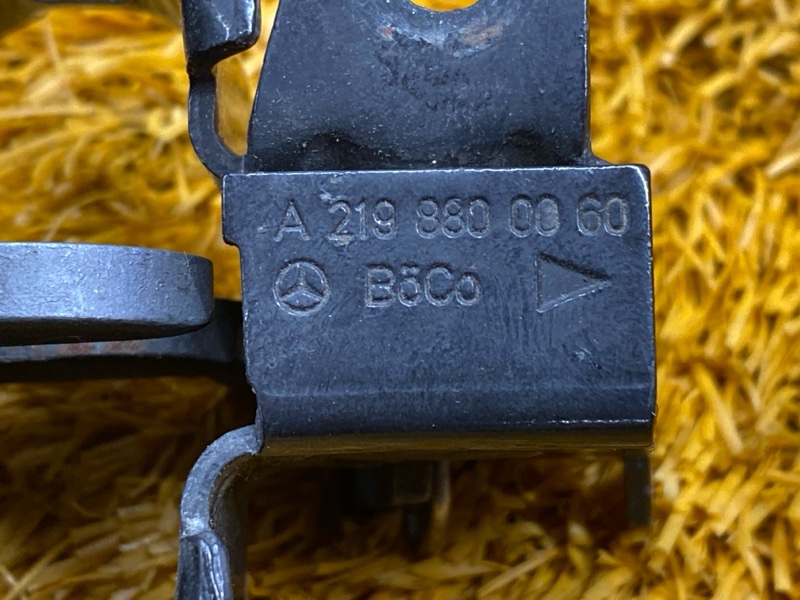 замок капота, 300 рублей, Красноярск