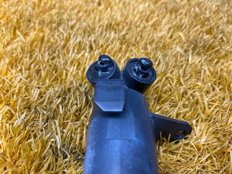 Форсунка омывателя фары, 1000 рублей, Красноярск