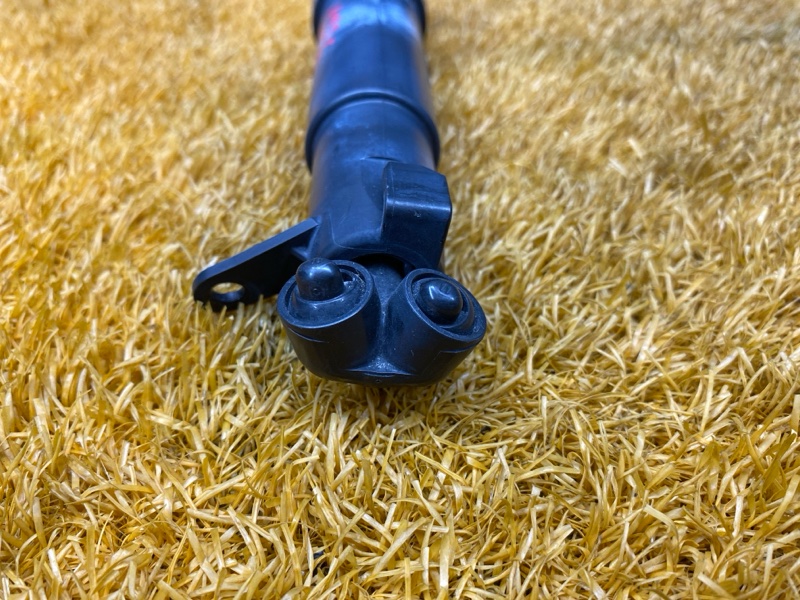 Форсунка омывателя фары, 1000 рублей, Красноярск