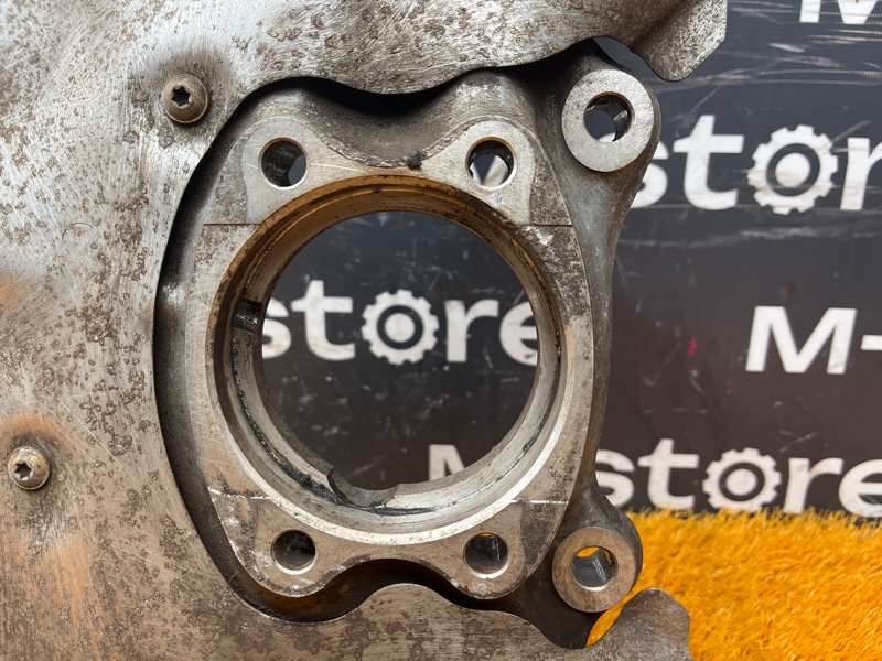 кулак поворотный, 18000 рублей, Красноярск