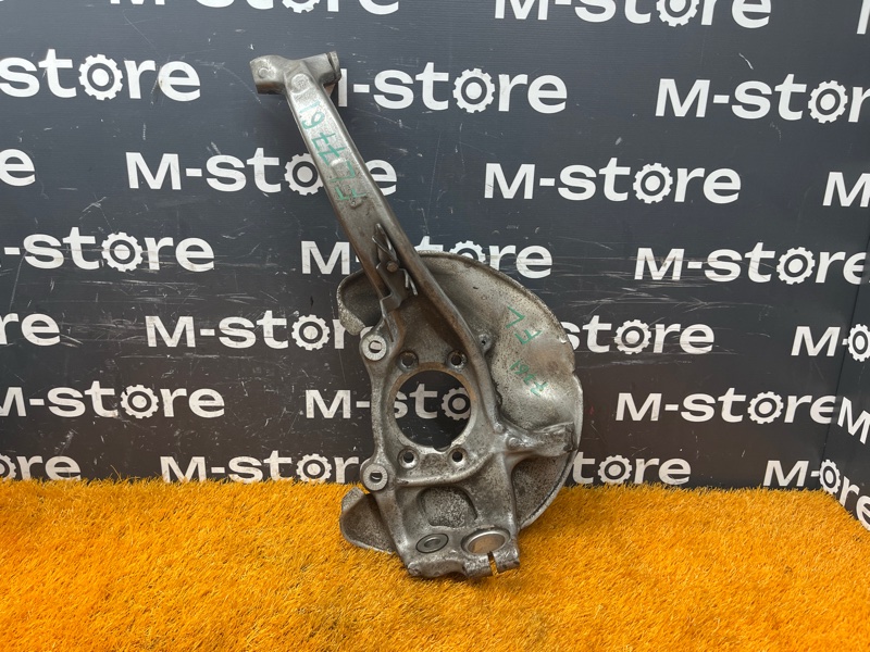 кулак поворотный, 18000 рублей, Красноярск