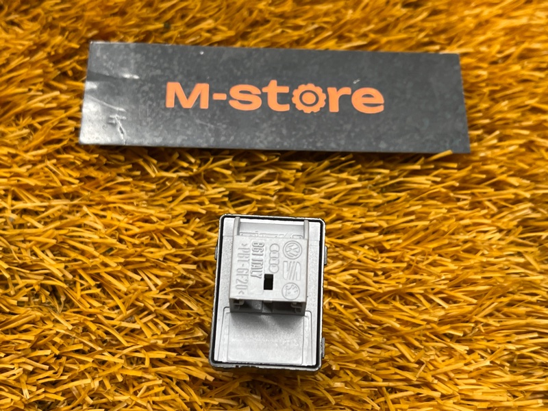 кнопка стеклоподъемника, 200 рублей, Красноярск