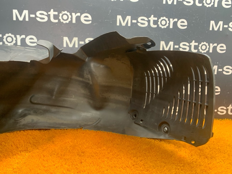 подкрылок, 500 рублей, Красноярск