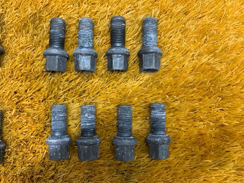 болт колесный, 1600 рублей, Красноярск