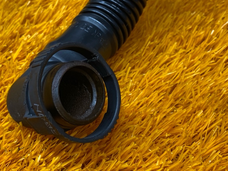 Патрубок картерных газов, 1000 рублей, Красноярск