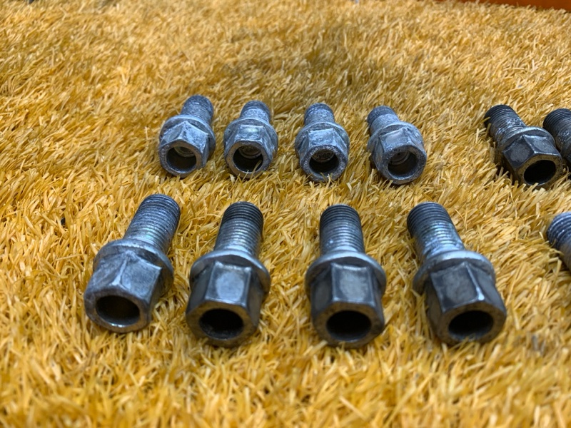 болт колесный, 1600 рублей, Красноярск