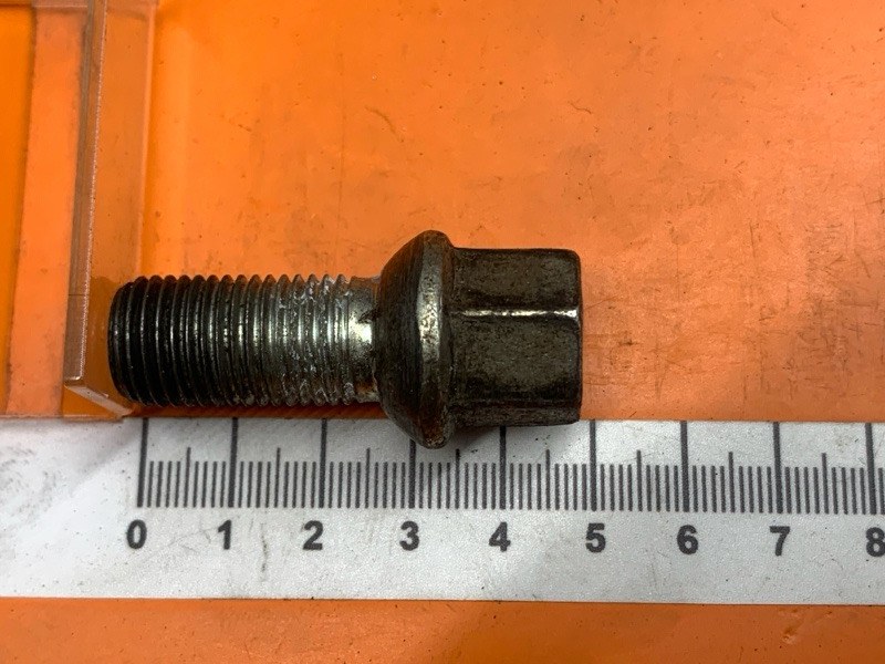 болт колесный, 1600 рублей, Красноярск