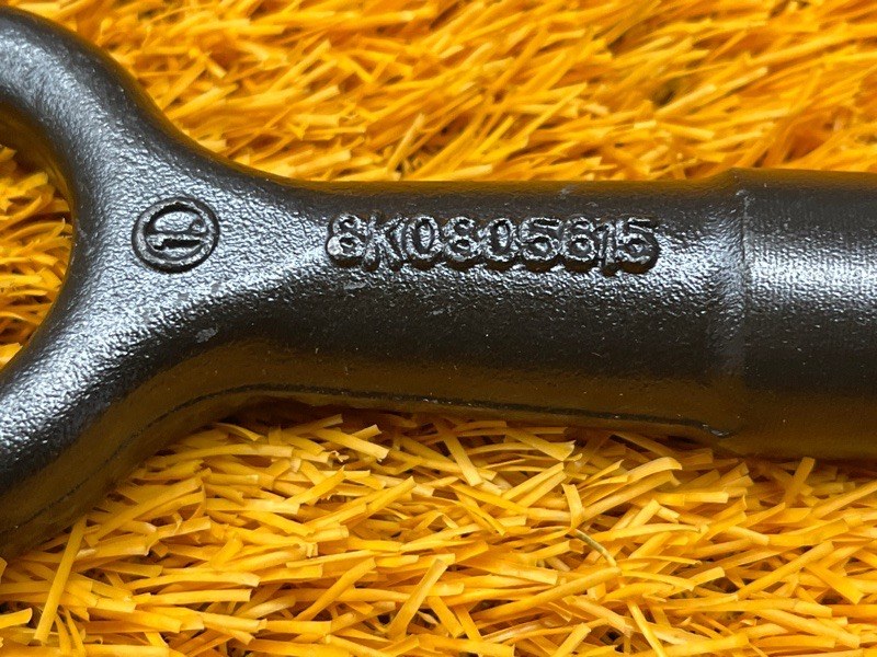 Крюк буксировочный, 1300 рублей, Красноярск