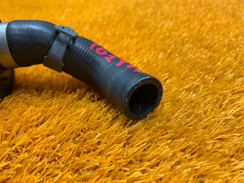 Патрубок системы охлаждения, 1000 рублей, Красноярск