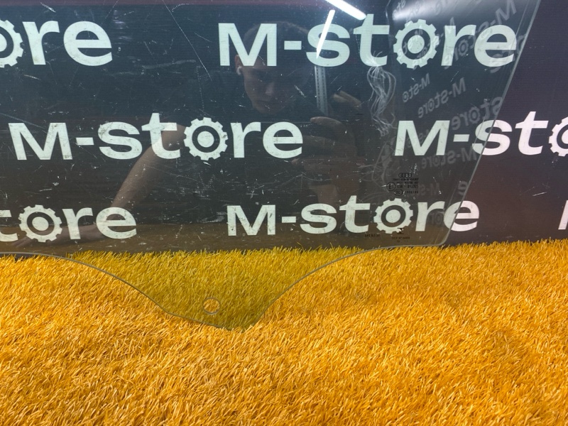 Стекло боковое, 5000 рублей, Красноярск