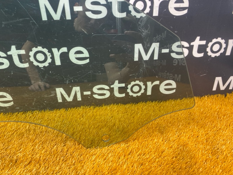 Стекло боковое, 5000 рублей, Красноярск