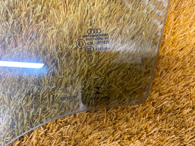 Стекло боковое, 5000 рублей, Красноярск