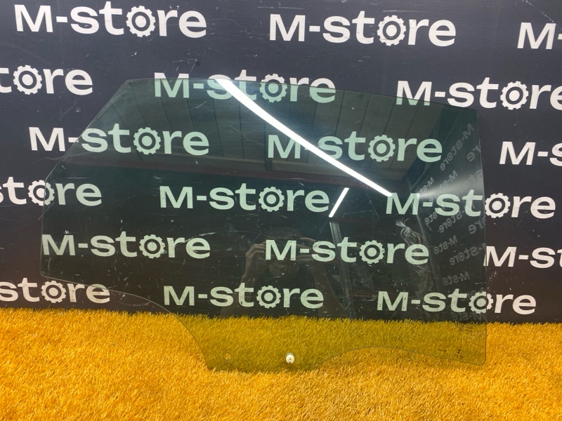 Стекло боковое, 4000 рублей, Красноярск