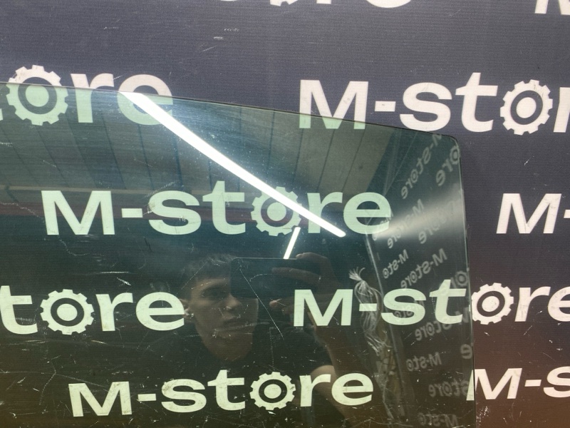 Стекло боковое, 4000 рублей, Красноярск