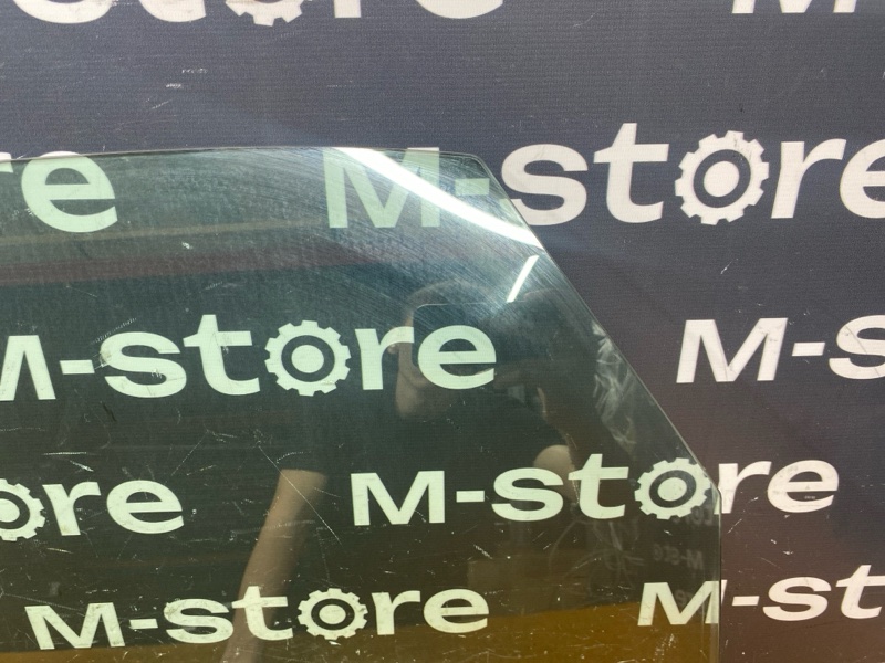 Стекло боковое, 3000 рублей, Красноярск