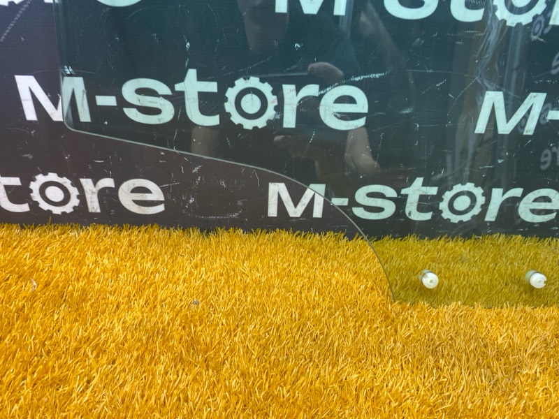 Стекло боковое, 3000 рублей, Красноярск