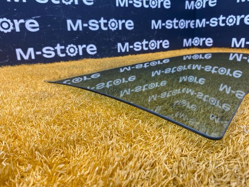 Стекло боковое, 3000 рублей, Красноярск