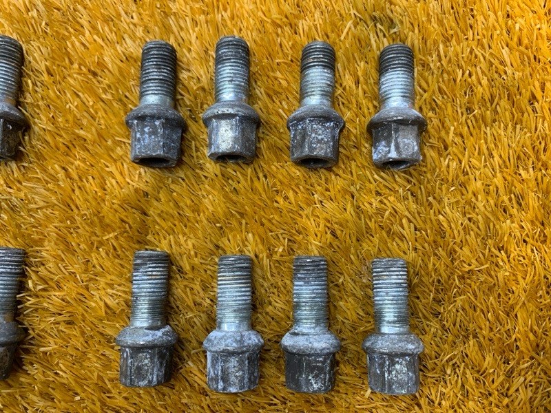 болт колесный, 1600 рублей, Красноярск