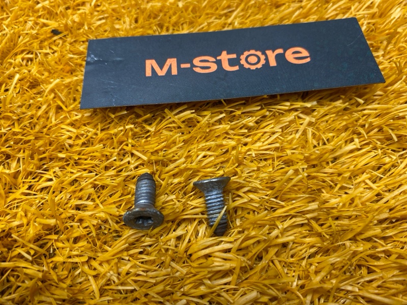 Болт тормозного диска, 100 рублей, Красноярск