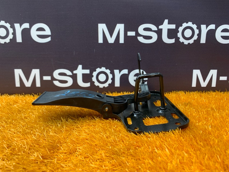 замок капота, 500 рублей, Красноярск