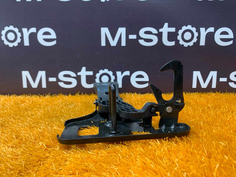 замок капота, 500 рублей, Красноярск