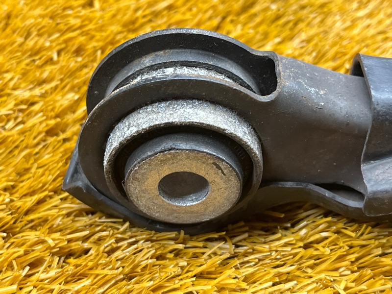 Рычаг подвески нижний, 1000 рублей, Красноярск