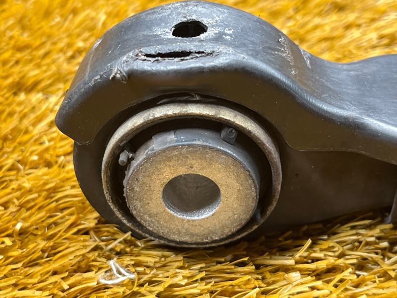 Рычаг подвески нижний, 1000 рублей, Красноярск