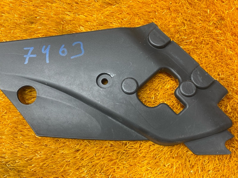 Накладка замка капота, 1000 рублей, Красноярск