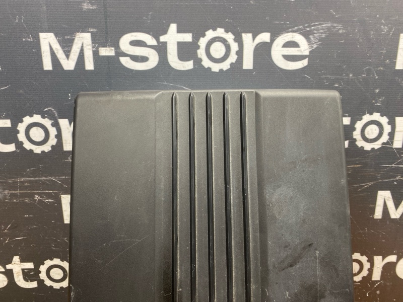 крышка двигателя, 2000 рублей, Красноярск